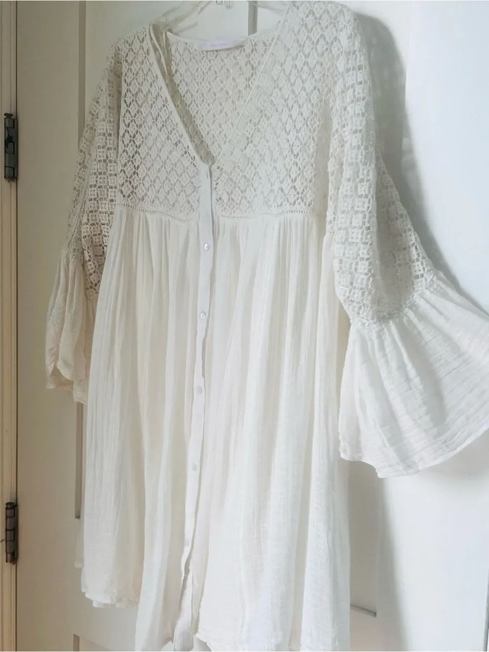 Zara 100% Cotton Cream Crochet BohoTunic Flowy Bell Sleeve Cottagecore Blouse XS - Picture 9 of 13
